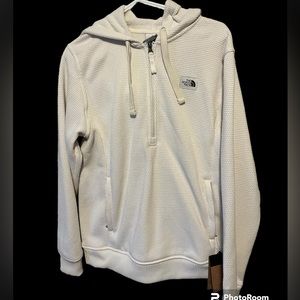 BRAND NEW North Face Hoodie